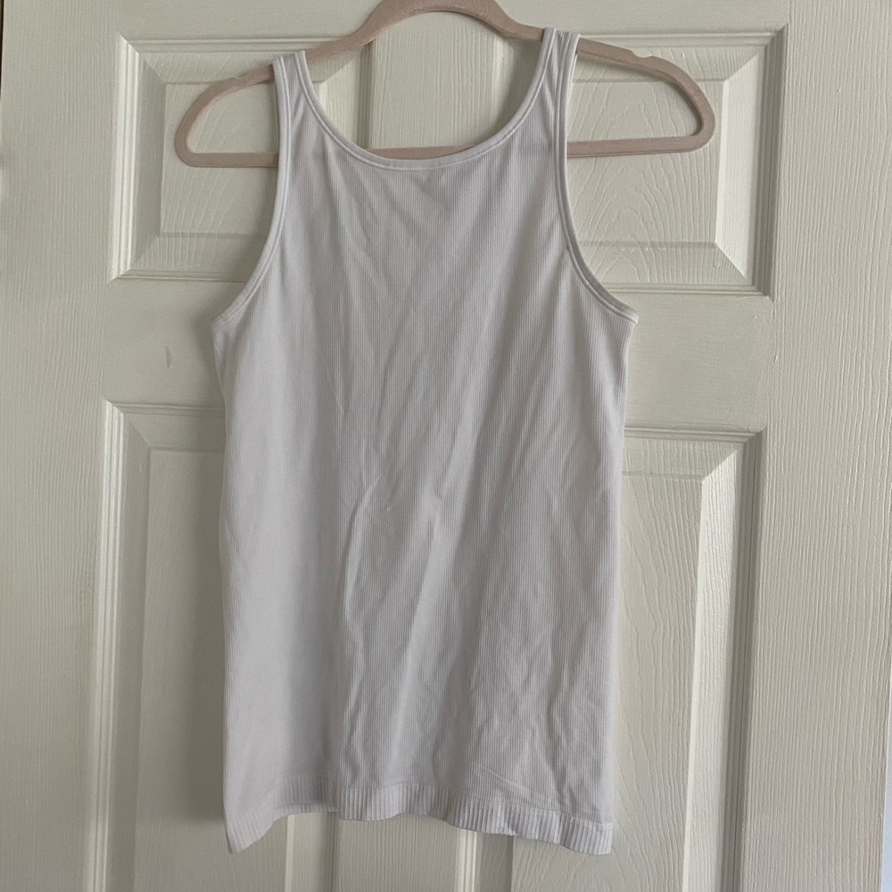 Lululemon top